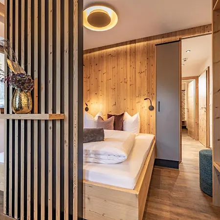 아파트 Liftstueberl In- Out *