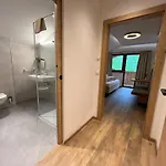 شقة Liftstueberl In- Out