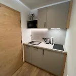 Liftstueberl In- Out شقة *